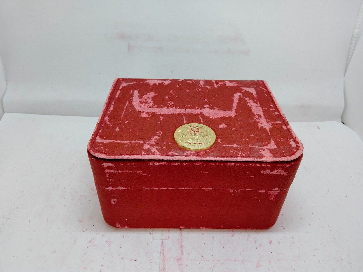 VINTAGE GENUINE OMEGA Speedmaster Seamaster Red watch box case 0912008y2S