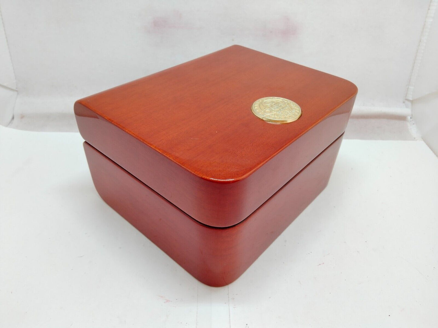 VINTAGE GENUINE OMEGA Speedmaster Seamaster watch box case wood 230919011yS