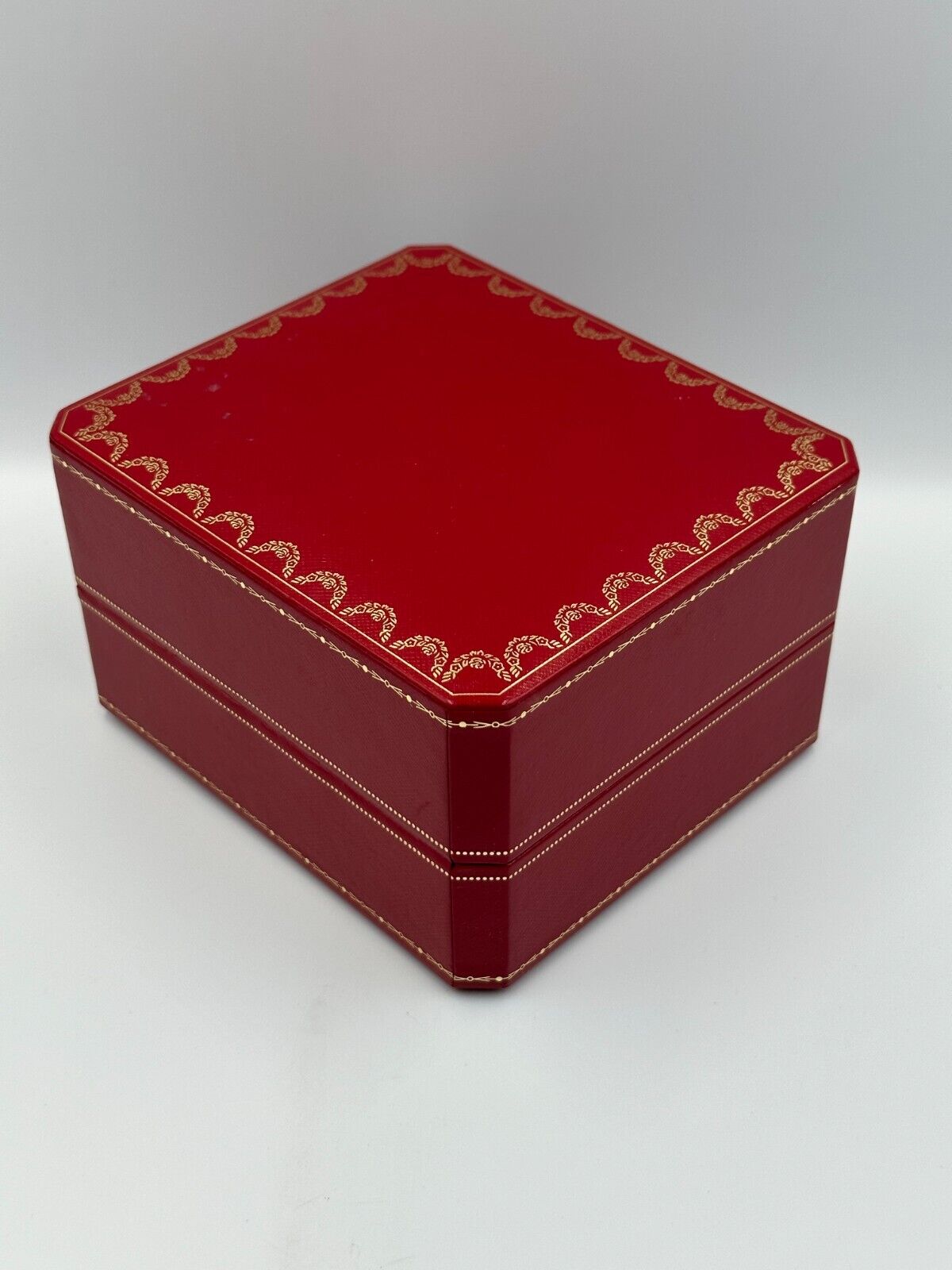 VINTAGE GENUINE CARTIER Red watch box case wood leather Booklet 240221001yA