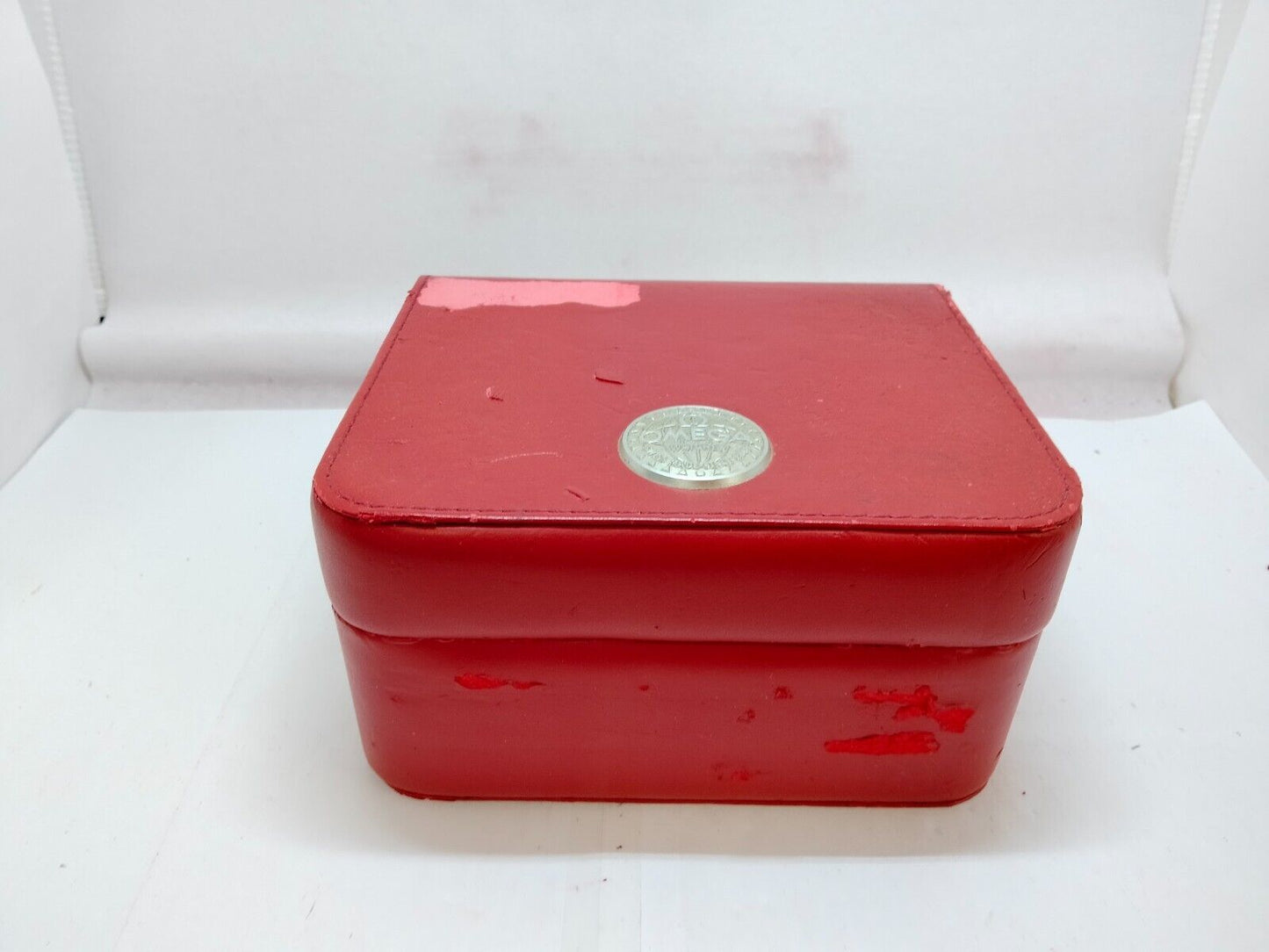 VINTAGE GENUINE OMEGA Seamaster Speedmaster watch box case leather red 1003014yS