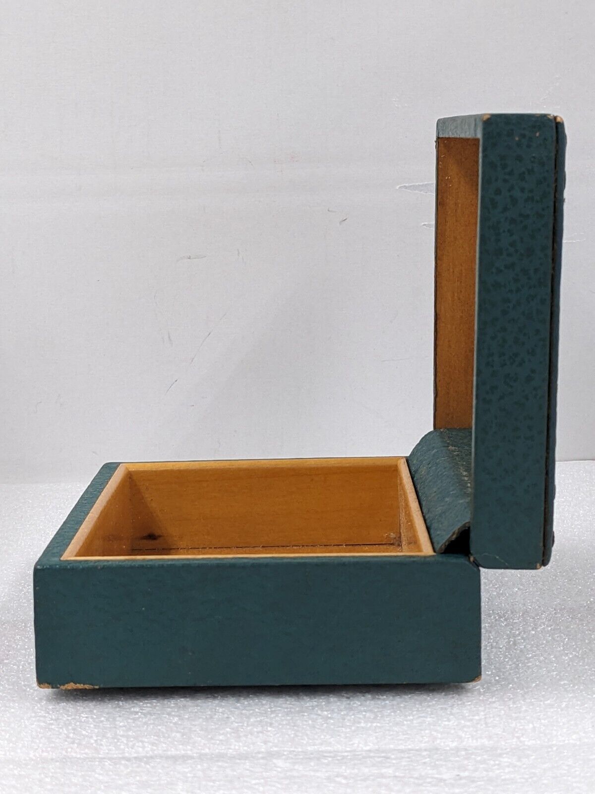 VINTAGE GENUINE ROLEX Green watch box case no inner 68.00.3 wood 231112002y1S