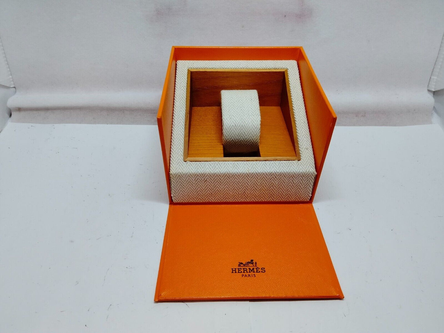 VINTAGE GENUINE HERMES Orange watch box wood leather booklet 230724004yS