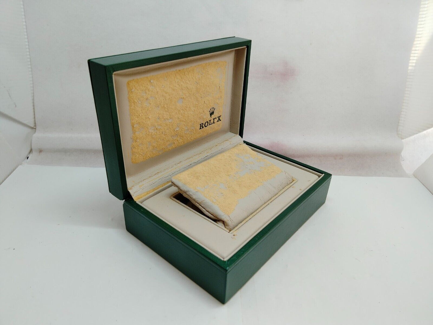 VINTAGE GENUINE ROLEX Green watch box case 68.00.2 wood leather 230808008yS