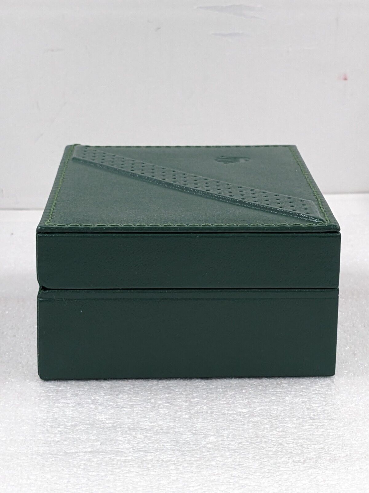 VINTAGE GENUINE ROLEX Green watch box case 68.00.06 wood leather 230701001y3S