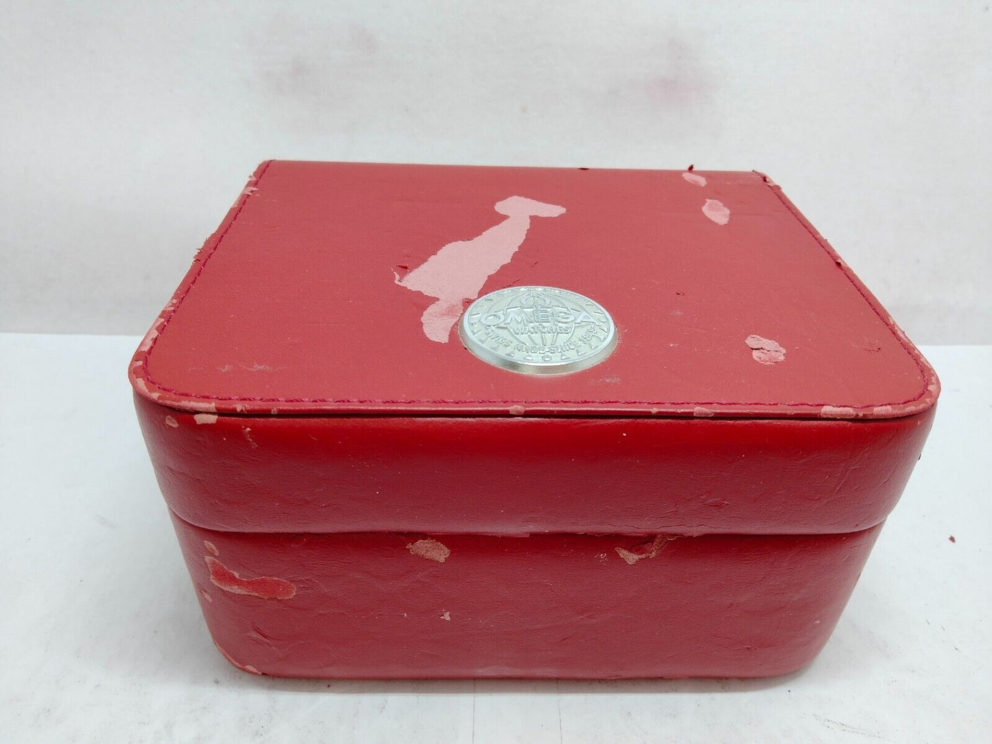 VINTAGE GENUINE OMEGA Speedmaster Seamaster Red watch box case wood  230606003yS