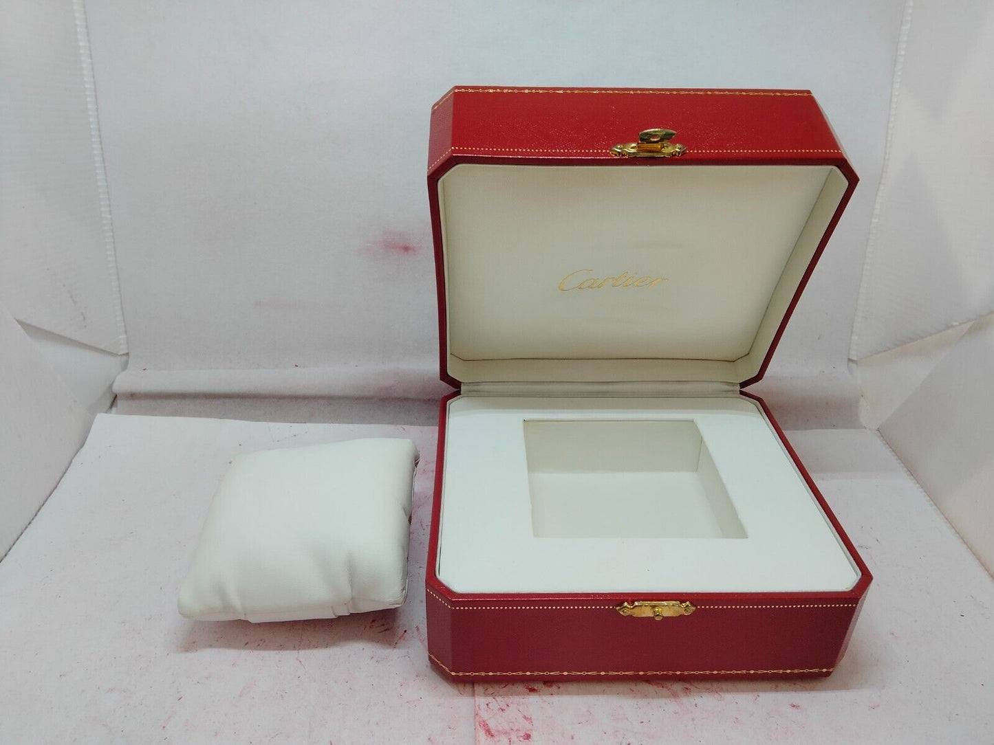 VINTAGE GENUINE CARTIER Red watch box case booklet DVD link white 231013003y1S