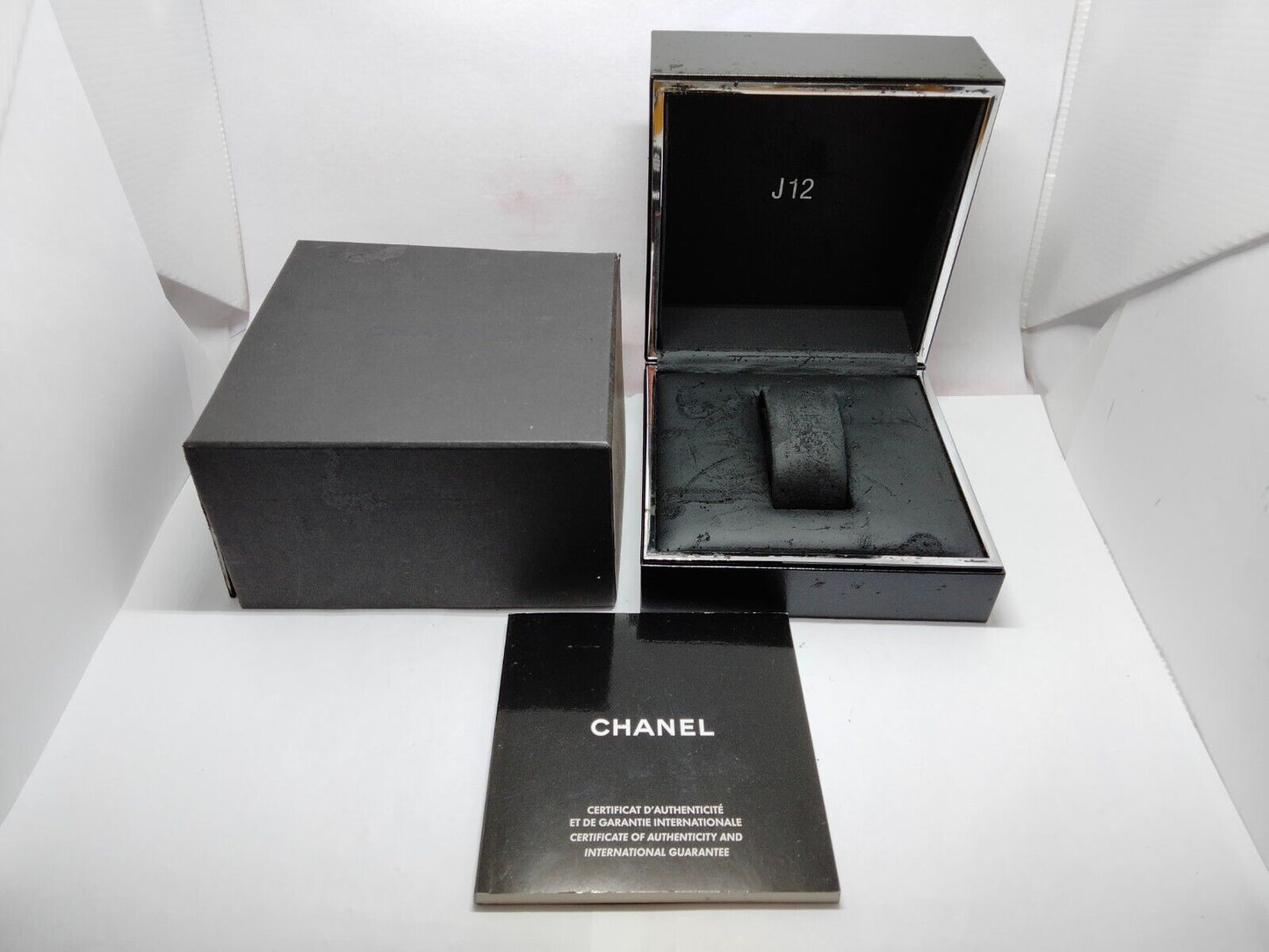 VINTAGE GENUINE CHANEL J12 watch case box black leather wood 1122003y9S