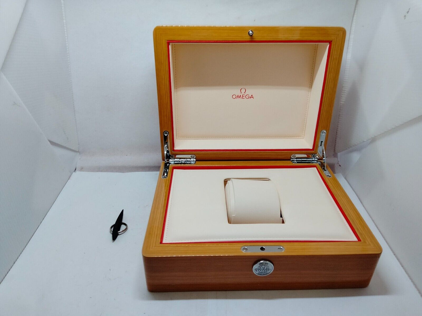 VINTAGE GENUINE OMEGA Speedmaster Seamaster watch box case wood pin 230904009yS