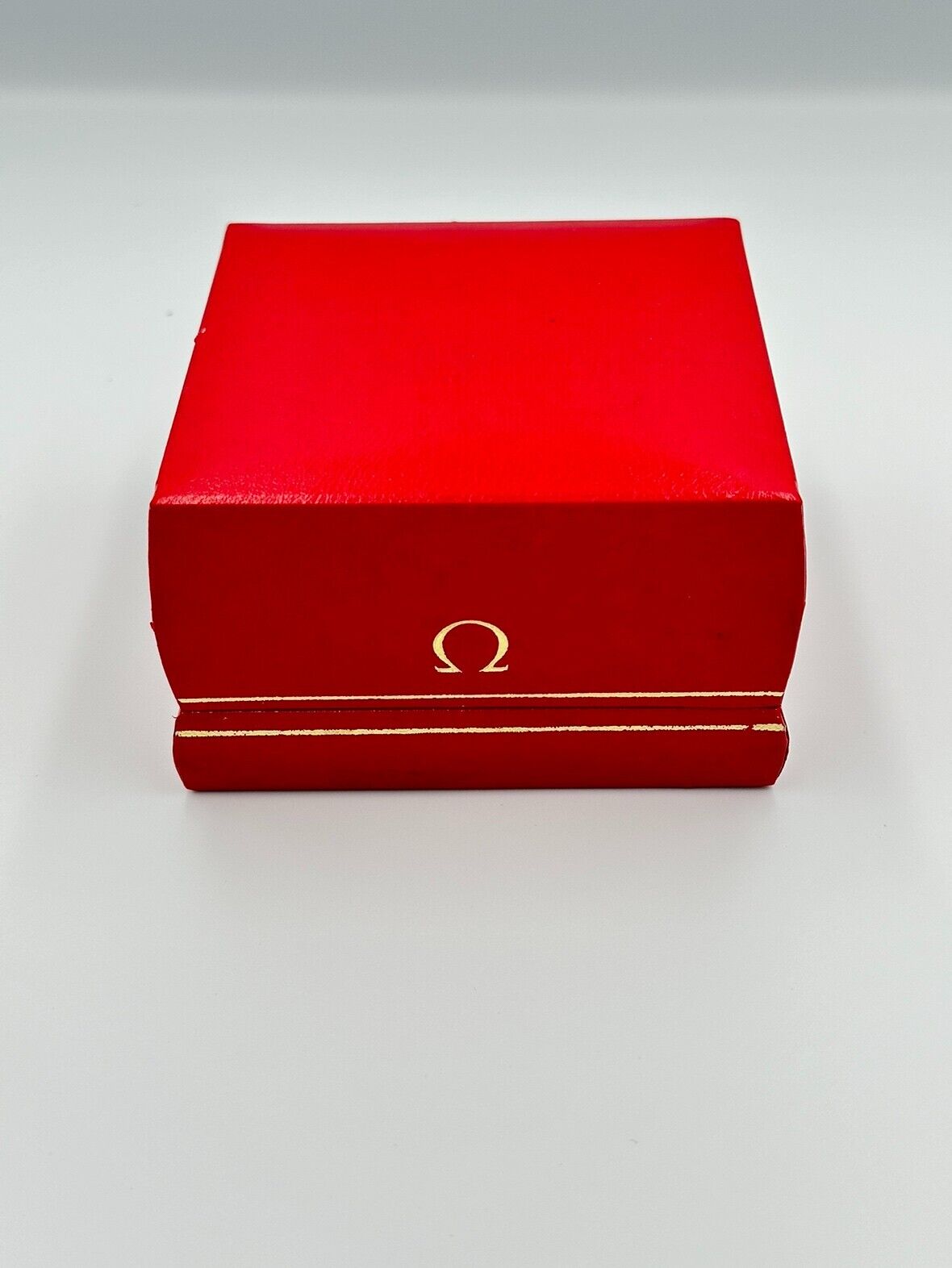 VINTAGE GENUINE OMEGA watch box case wood leather red 240106001yA