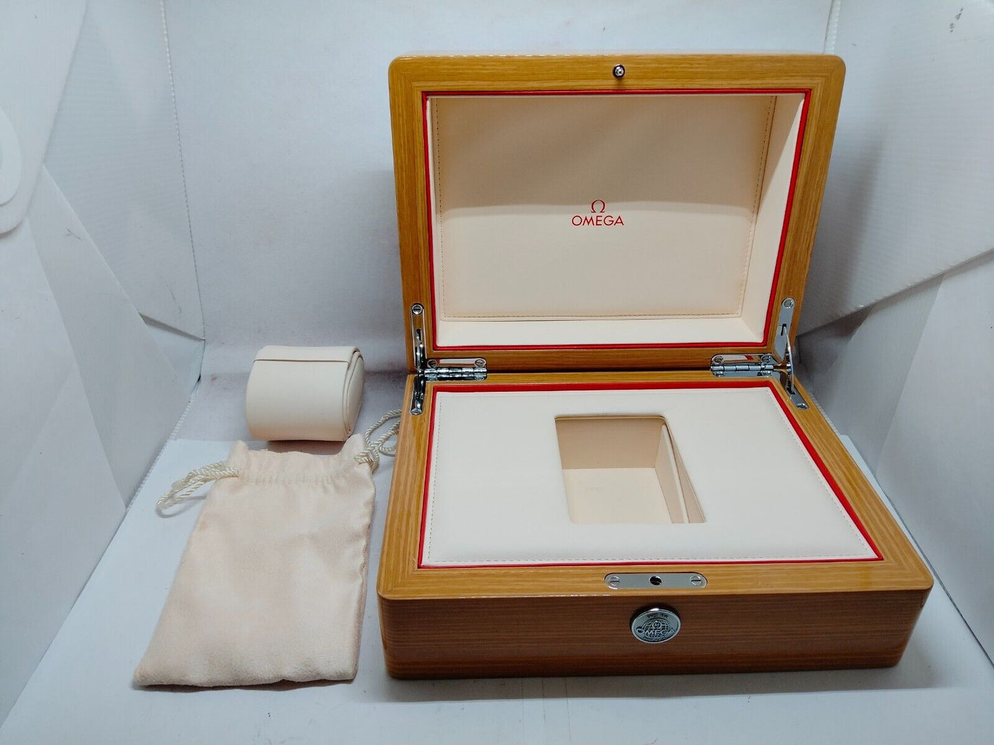 VINTAGE GENUINE OMEGA Seamaster Speedmaster watch box case tag card 230822008yS