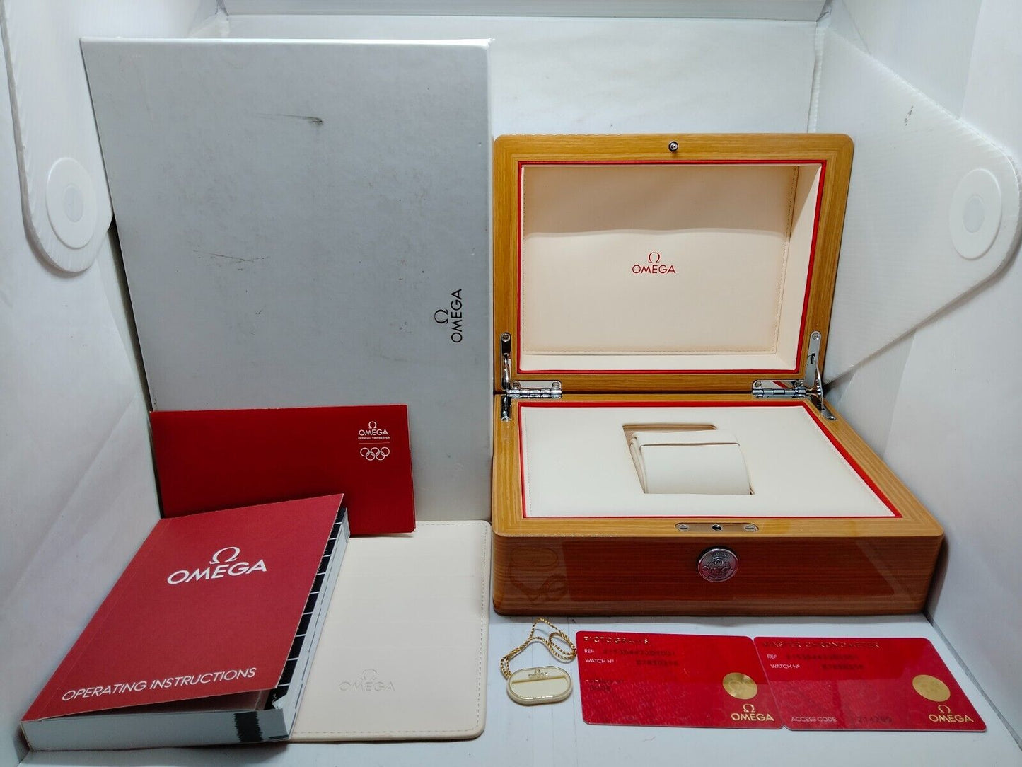 VINTAGE GENUINE OMEGA Seamaster Speedmaster watch box case tag card 230822008yS