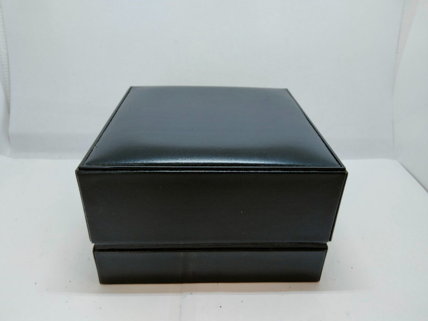 VINTAGE GENUINE CHANEL Black watch box case 0612004y2S