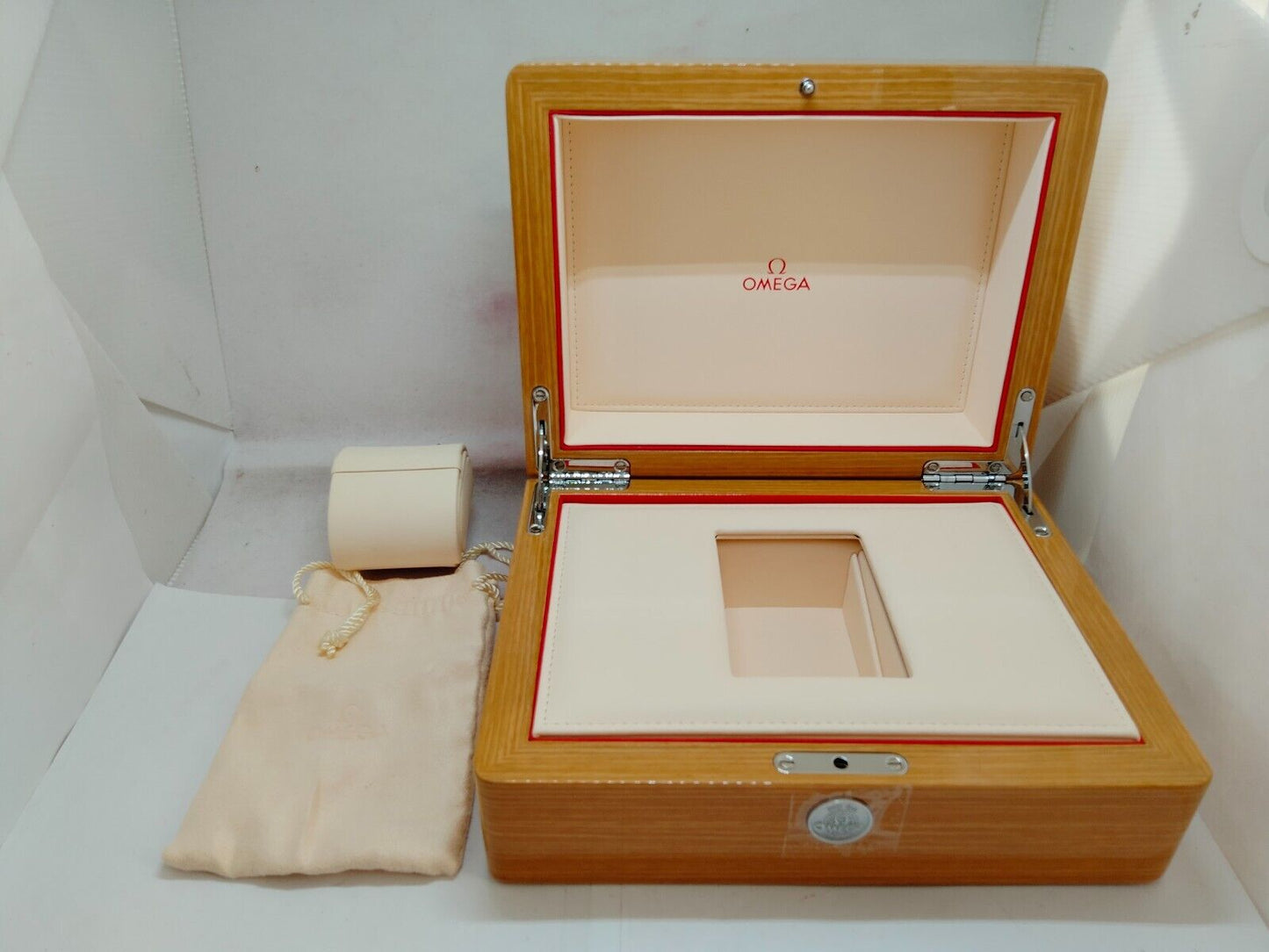 VINTAGE GENUINE OMEGA Speedmaster Seamaster watch box case wood 230919012yS