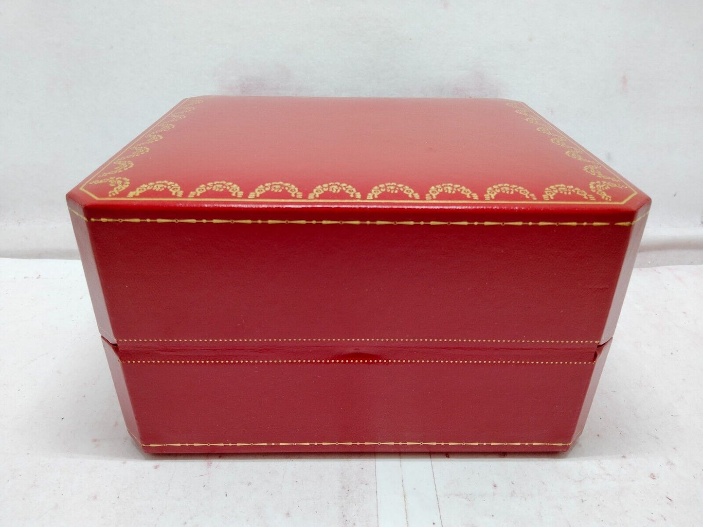 VINTAGE GENUINE CARTIER CO 1018 Red watch box case wood leather red 230921007y6S