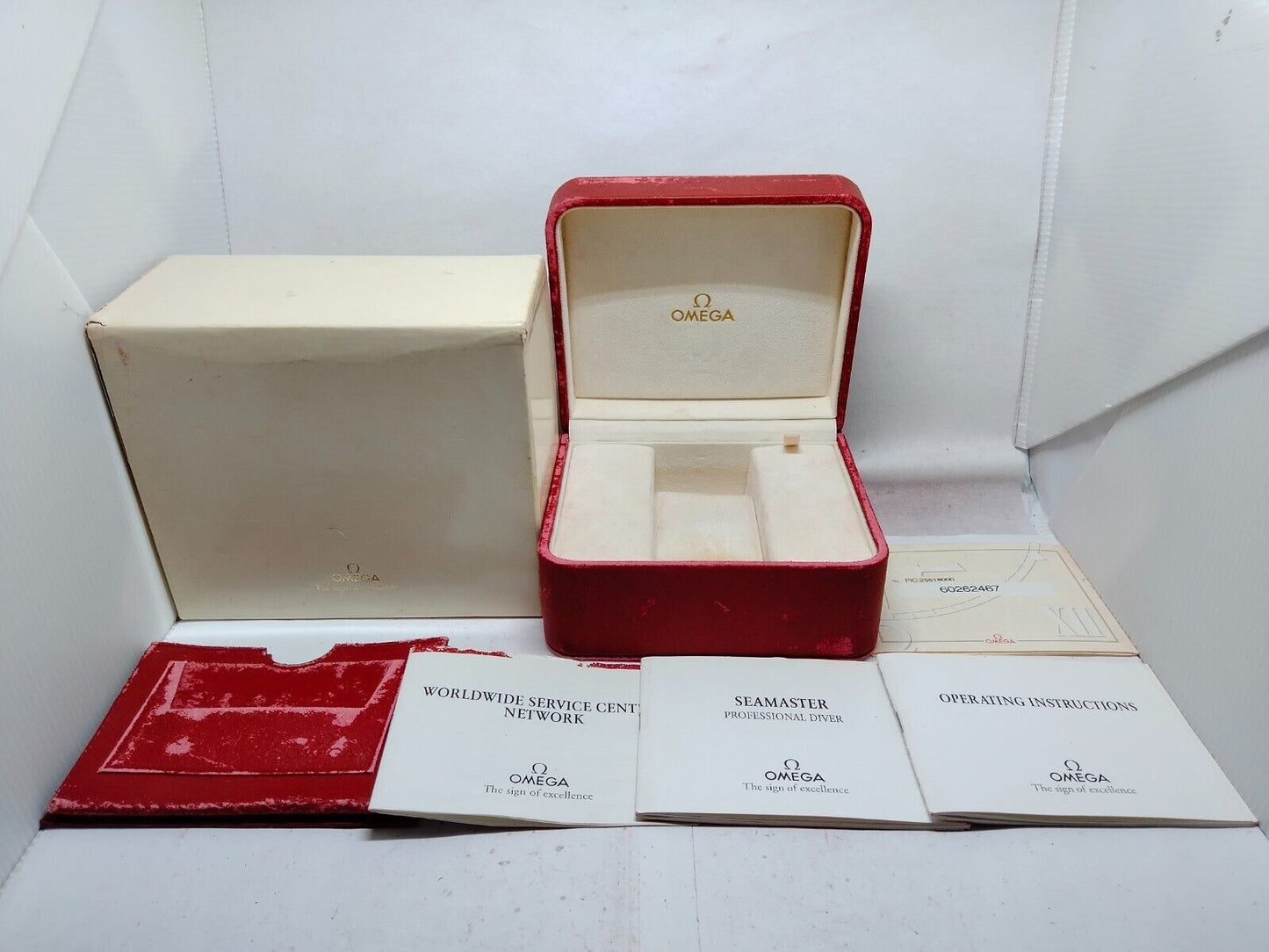 GENUINE OMEGA Seamaster Speedmaster watch box case Red no medal 230807005yS