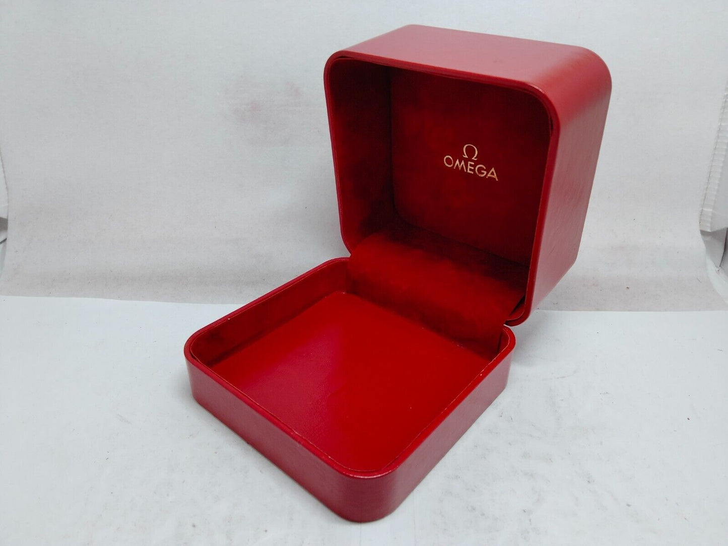 GENUINE OMEGA Speedmaster Seamaster Red watch box case no inner 230606010y6S