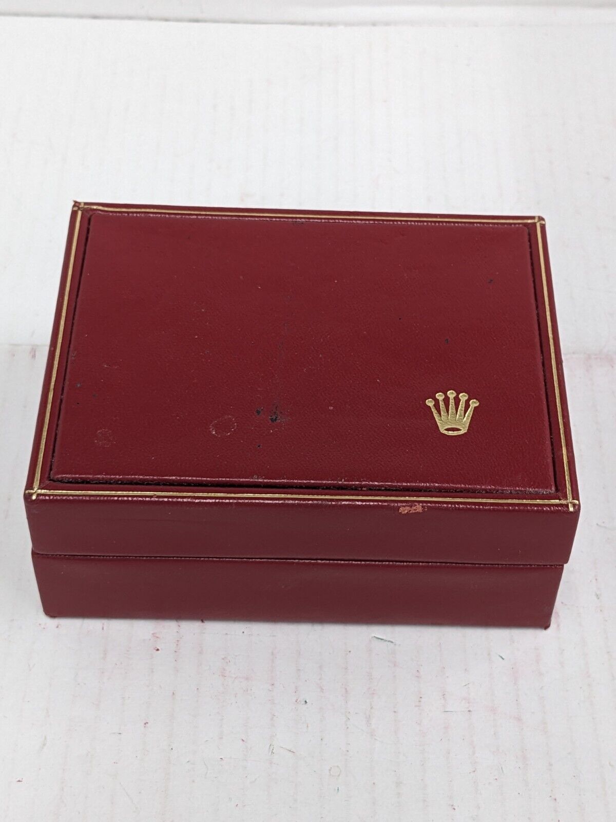 VINTAGE ORIGINE ROLEX Boîte de montre rouge sans coussin intérieur 14.00.02...